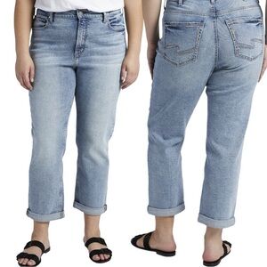 NWT SILVER Jeans 90's Universal Fit High Rise Crop Jean Size 24W